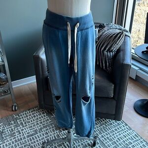 New NSF Sayde Jogger Sweatpants in Rain Destroyed Size Medium